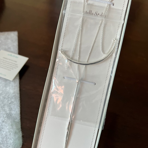 Stella & Dot Kari Layered Necklace Silver NWT - Picture 2 of 5